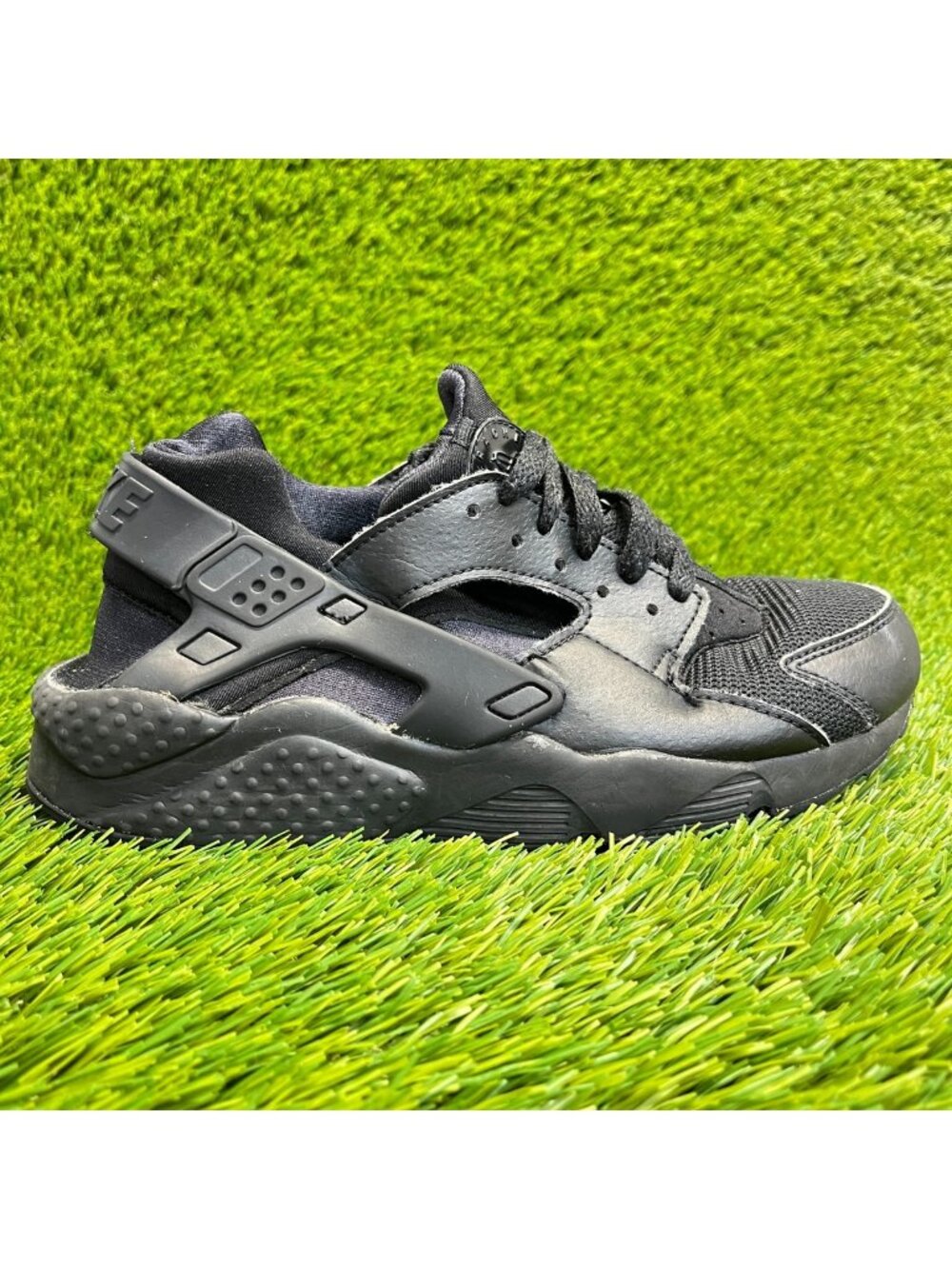 Nike Air Huarache Run Boys Size 6Y Black Athletic Running Walking Shoes Sneakers